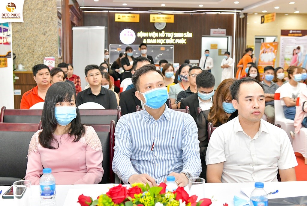 Các vị đại biểu phía GENTIS tham dự chương trình