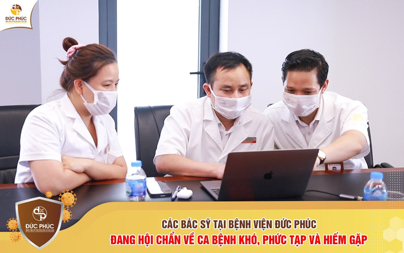 Các bác sĩ hội chẩn các ca bệnh khó, hiếm gặp