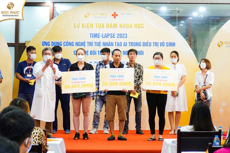 Ứng dụng công nghệ trí tuệ nhân tạo AI trong điều trị vô sinh: Cha mẹ đối thoại, lắng nghe Phôi