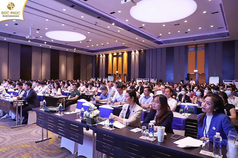 Hội nghị có sự góp mặt của các chuyên gia, bác sĩ hàng đầu về lĩnh vực hỗ trợ sinh sản trên khắp cả nước