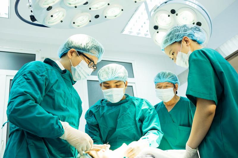 Phẫu thuật là một trong những giải pháp điều trị hiệu quả nhất