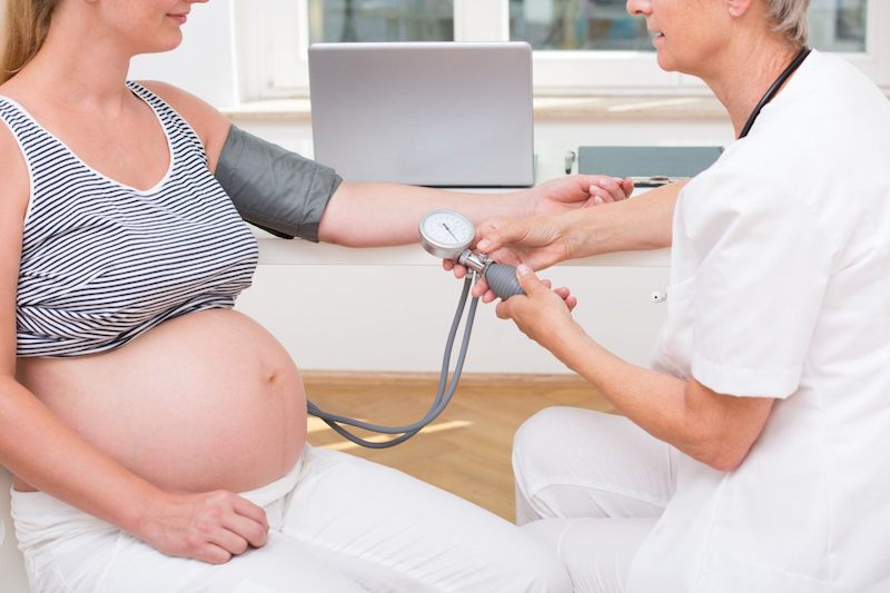 Rất nhiều mẹ bầu gặp tình trạng huyết áp tăng cao trong thai kỳ