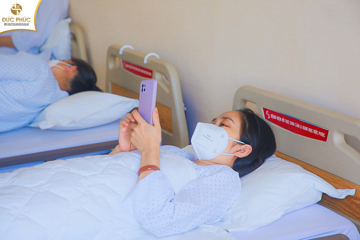 Nghỉ ngơi hợp lý sau khi thực hiện xong chọc hút trứng