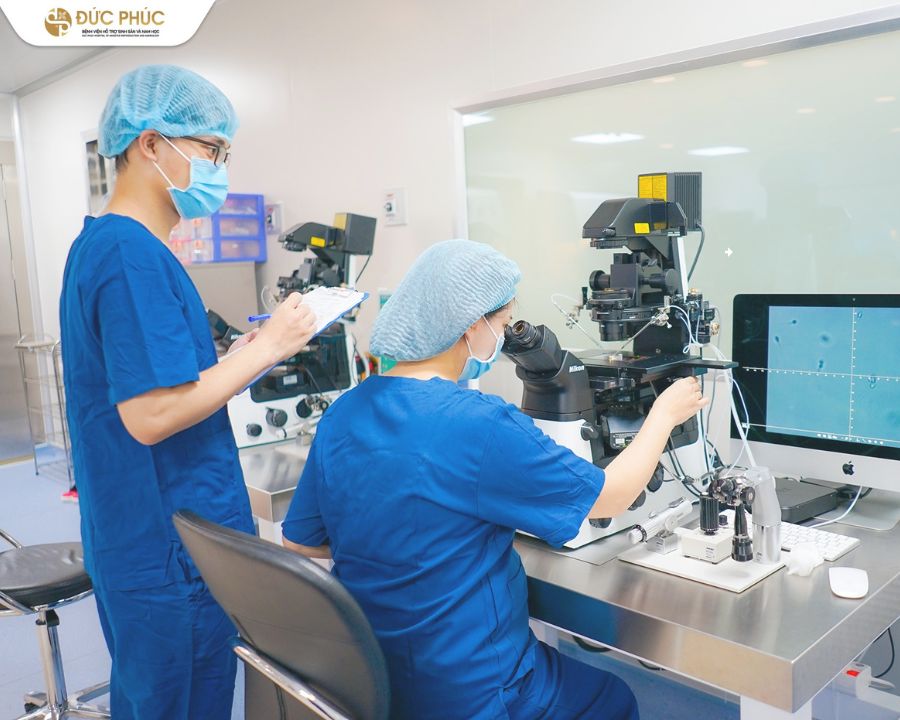 Đội ngũ chuyên viên phôi học tại Đức Phúc được trang bị những thiết bị hiện đại từ bậc nhất